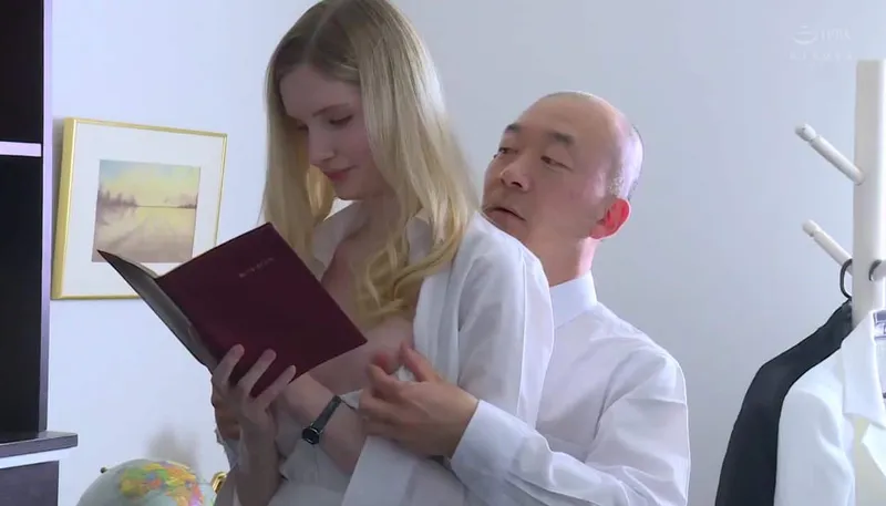 Người vợ chấp nhận làm ghệ cho đối tác của chồng yêu để trả nợ
